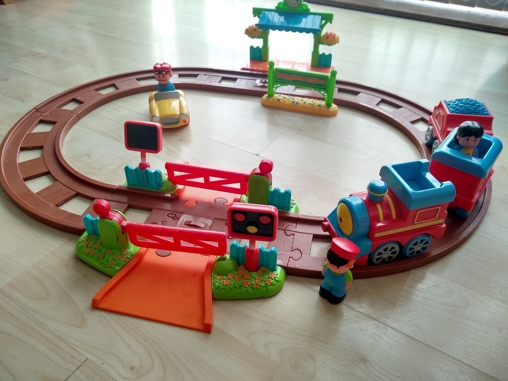 happyland country train set